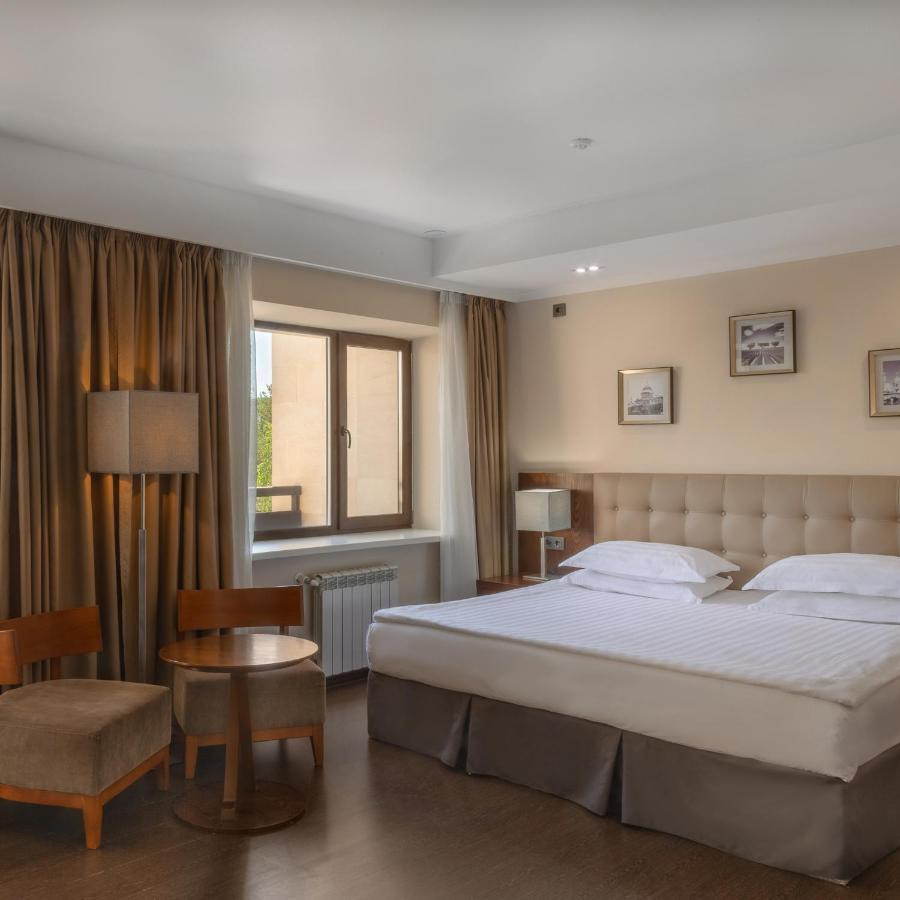 Park House Barmashino Exterior foto